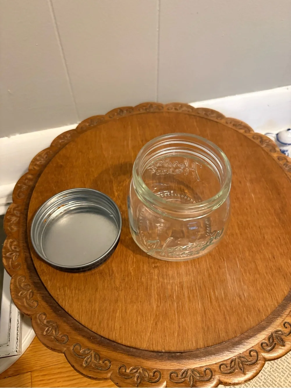Heritage Glass Round Mason Jar with Metal Lid - Clear